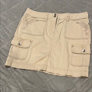 WHBM Skirt. Pockets with Paisleys